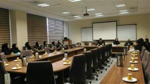 جلسه هم اندیشی مسئولین فنی داروخانه با ریاست داروخانه ها جناب آقای دکتر انتظاری