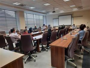 جلسه بررسی چالشها و ایجاد هماهنگی برای برگزاری حضوری کلاسهای ترم جدید 