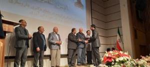 انتخاب آقای آرمین طاهری بعنوان دانشجوی محقق برتر در مقطع دکتری داروسازی  و دانشجوی برتر در حوزه فناوری در بیست و یکمین جشنواره پژوهشی دانشگاه علوم پزشکی تبریز