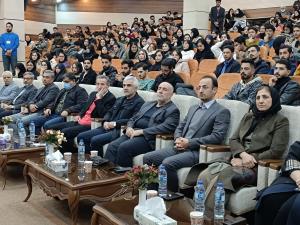 آئین بزرگداشت روز دانشجو در دانشکده داروسازی با حضور آقای دکتر جودتی رئیس دانشگاه علوم پزشکی تبریز برگزار شد